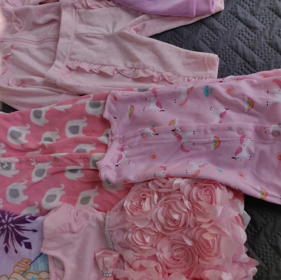 Baby bundle clothes - Picture 4 of 5